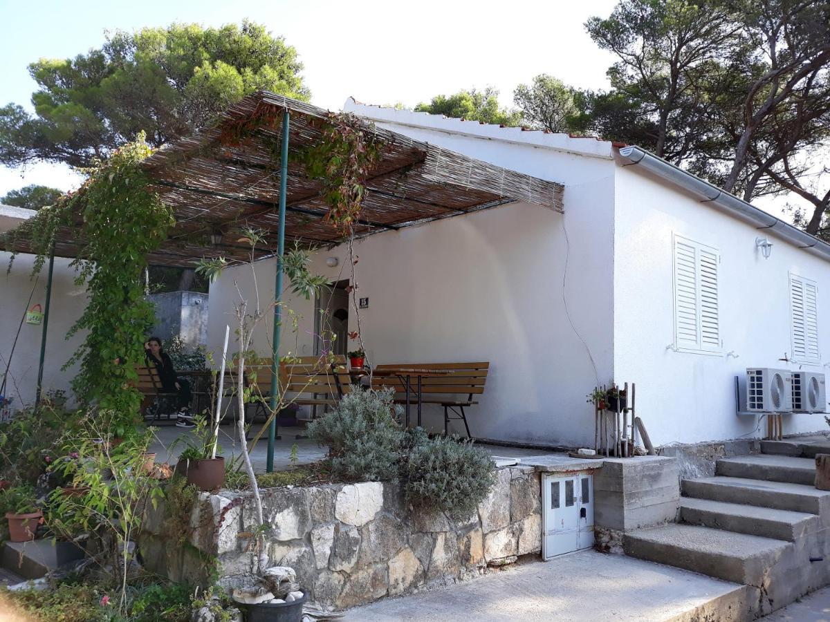 Apartments By The Sea Cove Blaca, Mljet - 4899 Saplunara Bagian luar foto